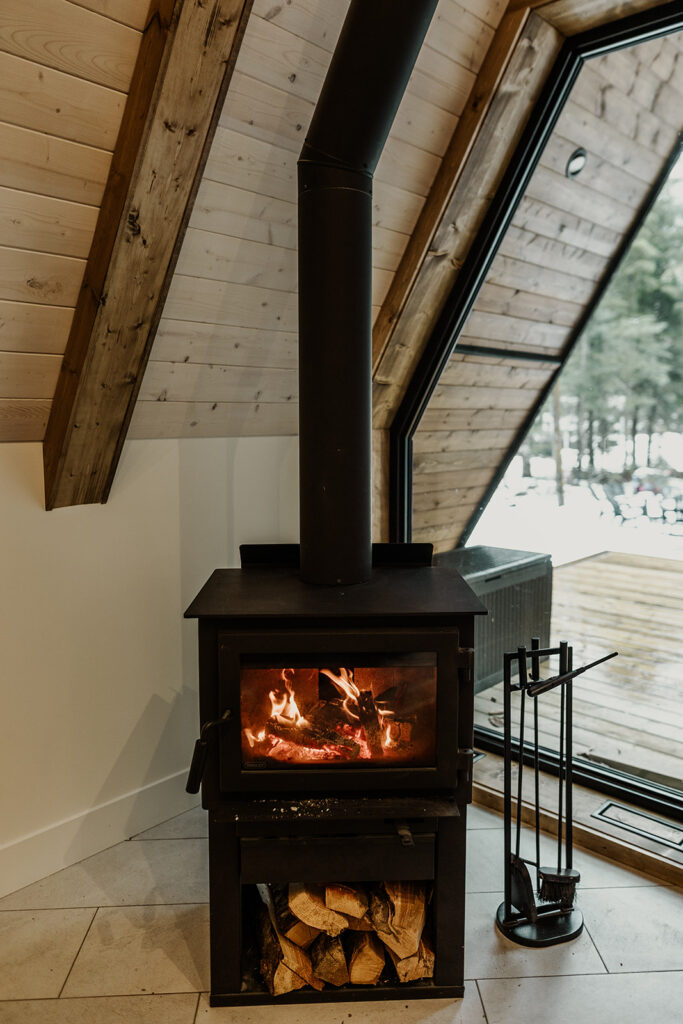 Sunshine valley cabin rental fireplace