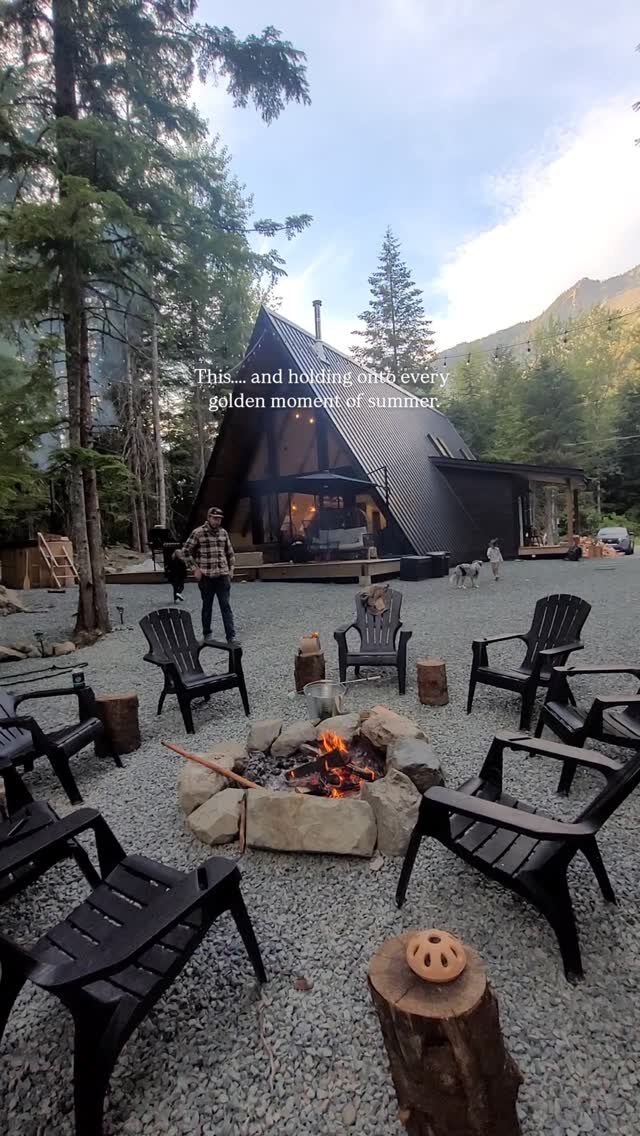Instagram post from thehiddeneh. This post is in position 2.