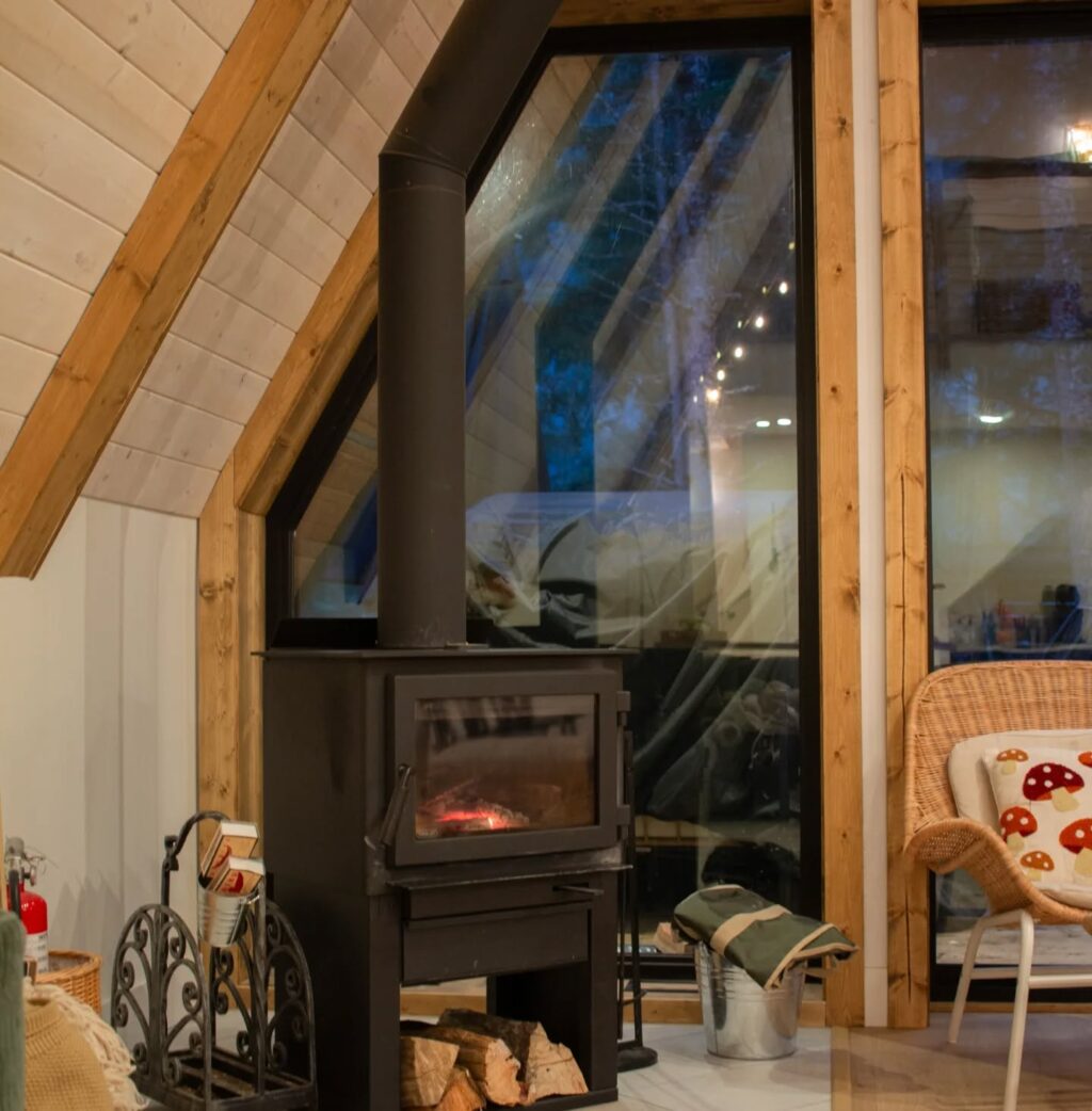 Instagram post from thehiddeneh. This post is in position 4.