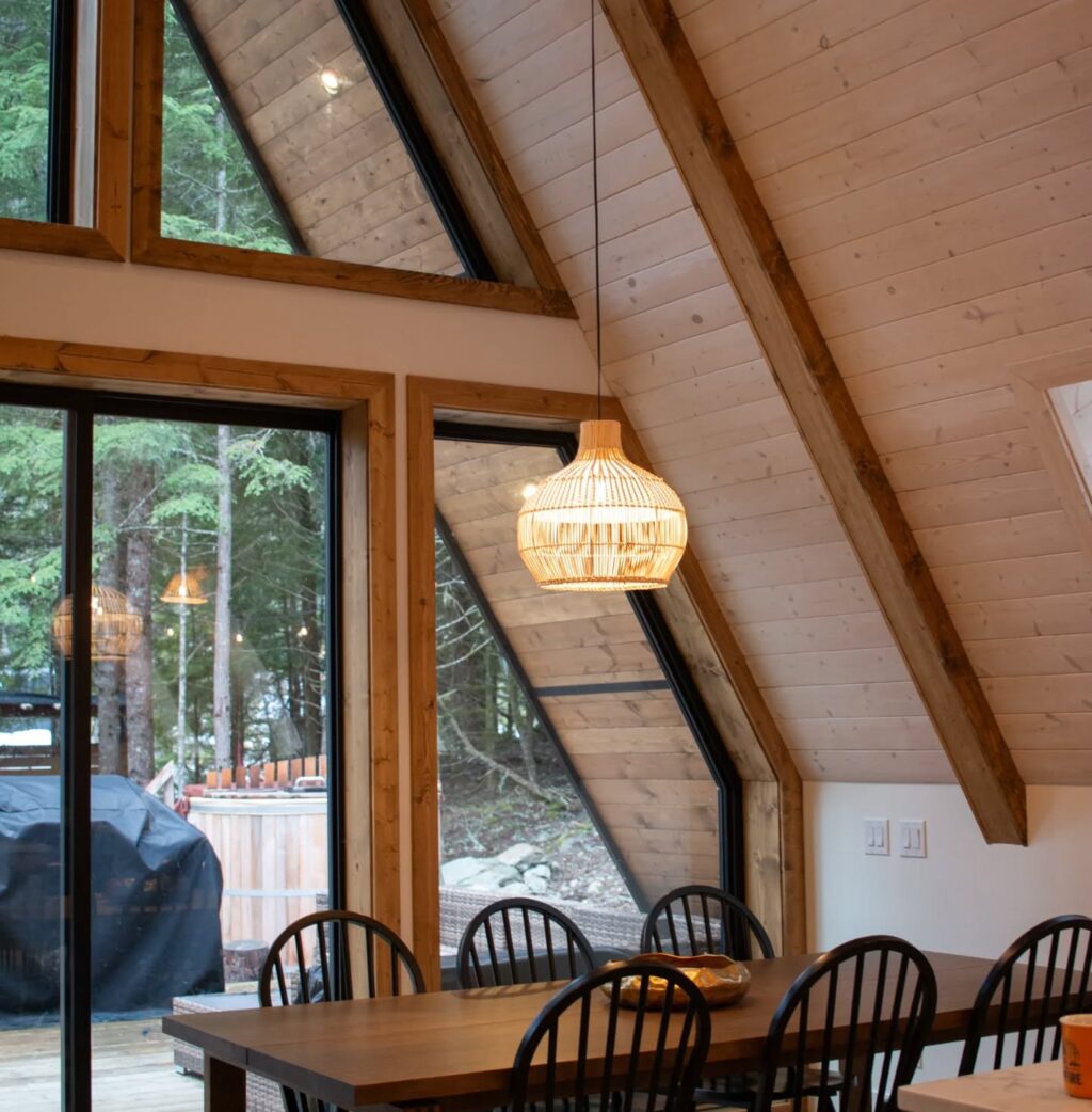 Instagram post from thehiddeneh. This post is in position 3.